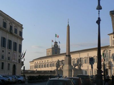 Натиснете за да видите снимката уголемена